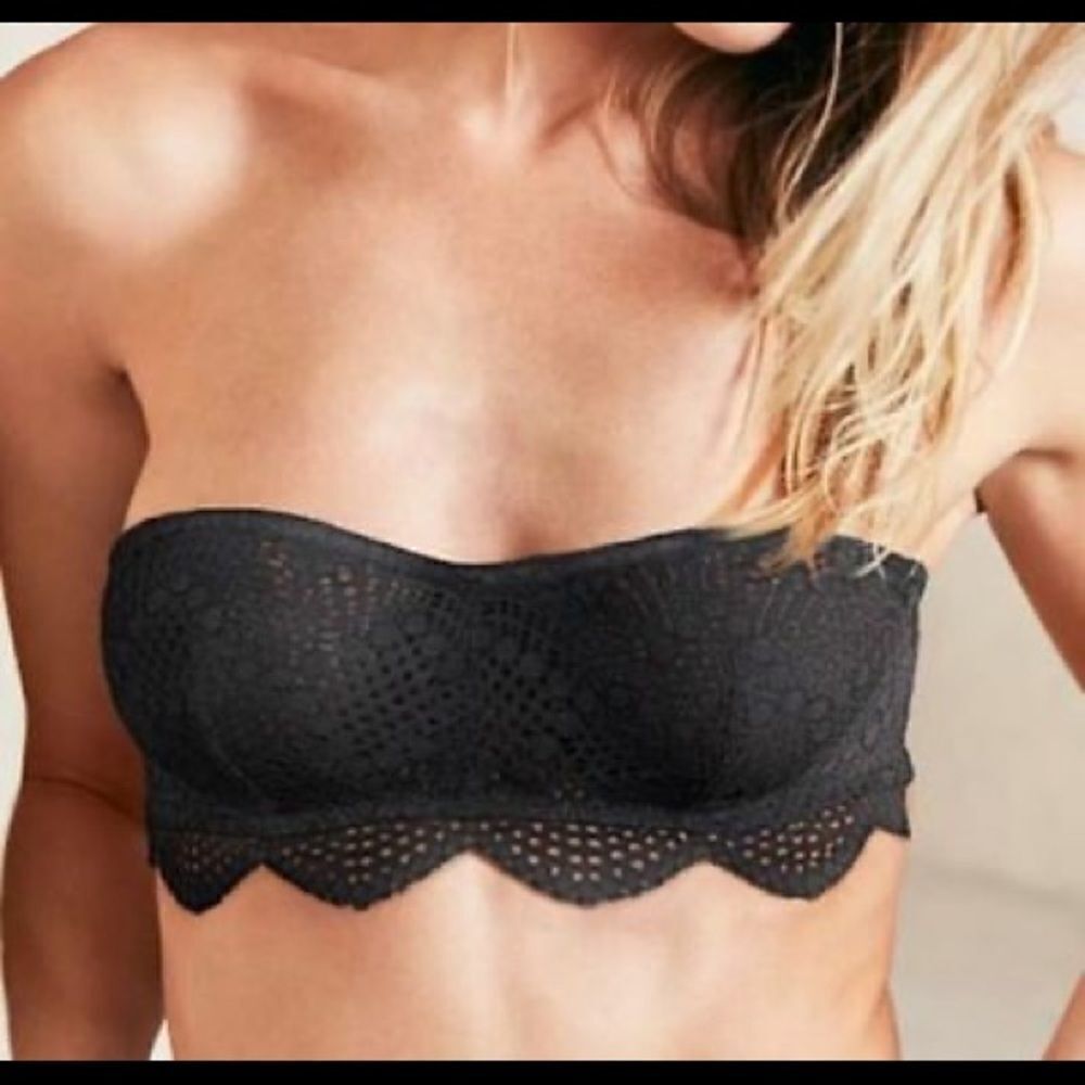 Victoria’s Secret strapless lace bralette bra M